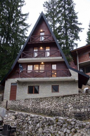KUĆA NENO, Travnik
